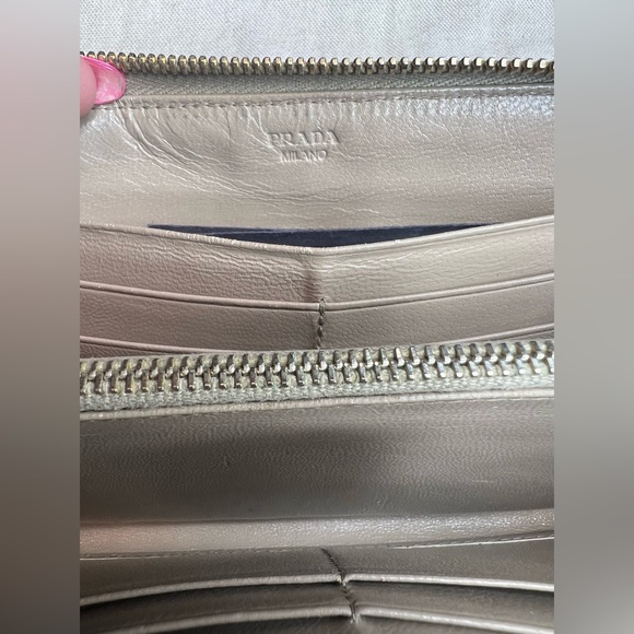 PRADA wallet - Picture 8 of 8